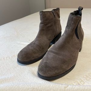 Clark ankle boot